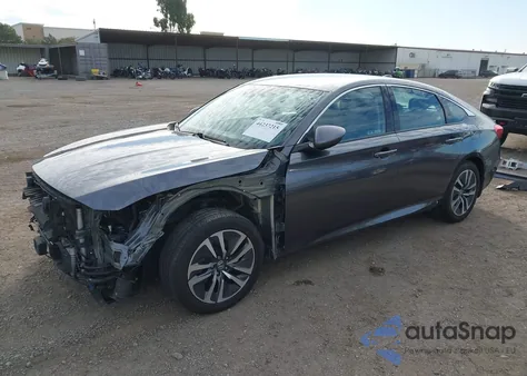 2020 Honda Accord Hybrid from USA, damaged, VIN 1HGCV3F18LA010517